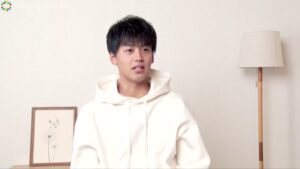 日本メナード化粧品 CMのシーン9（08:37）