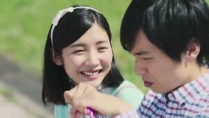 UHA味覚糖 CMのシーン1（00:01）