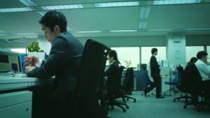 リアルゴールド CMのシーン3（00:04）