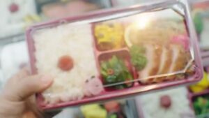 綾鷹 CMのシーン2（00:02）