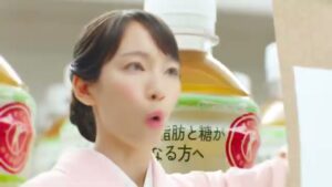 綾鷹 CMのシーン7（00:11）