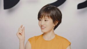 スルーラック CMのシーン1（00:00）