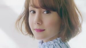 VO5 CMのシーン5（00:06）