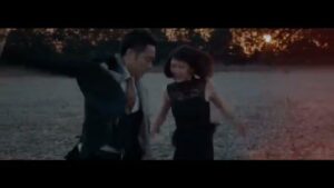 レヴール CMのシーン2（00:03）