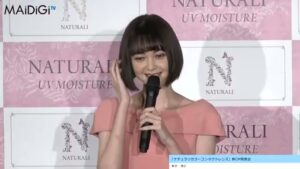 ワンデー UVモイスチャー CMのシーン8（05:24）