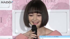 ワンデー UVモイスチャー CMのシーン10（06:54）