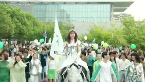 オッポジャパン CMのシーン1（00:01）