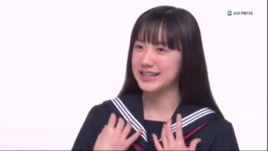 サントリー CMのシーン8（02:05）