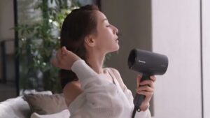パナソニック CMのシーン3（00:06）