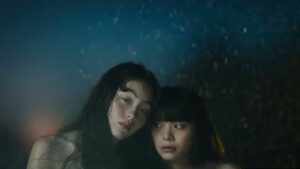 une une nana cool CMのシーン4（00:24）