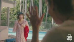 海外留学のスマ留 CMのシーン3（00:06）