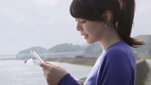 日本損害保険協会 CMのシーン2（00:03）