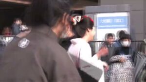 宝くじ CMのシーン3（00:55）