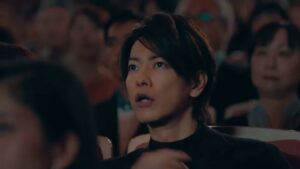 宝くじ CMのシーン4（00:05）