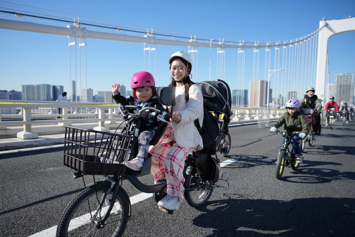 「ブリッジ」篇自転車 外観改訂篇