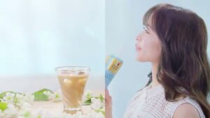 TEAs’ TEA CMのシーン8（00:11）