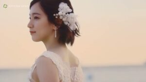 アールイズ・ウエディング CMのシーン3（00:17）