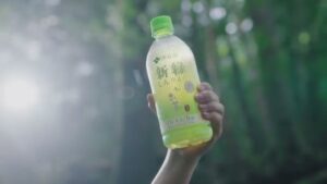 お～いお茶 CMのシーン6（00:09）