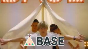 BASE CMのシーン1（00:00）