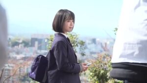 LINE MUSIC CMのシーン9（03:51）