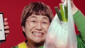 PayPay CMのシーン3（00:03）