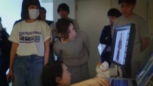 ワイモバイル CMのシーン4（00:15）