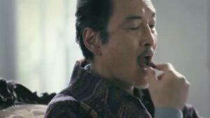 江崎グリコ CMのシーン1（00:10）