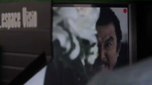 江崎グリコ CMのシーン2（01:04）