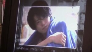プリッツ CMのシーン9（02:40）