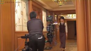 江崎グリコ CMのシーン3（02:05）