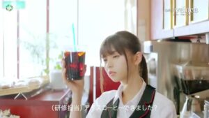 カフェ・ベローチェ CMのシーン2（00:01）