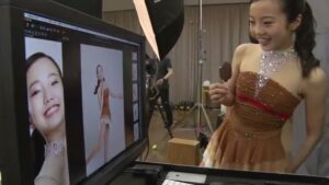ガーナ CMのシーン5（00:54）