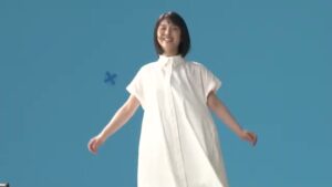 グリーンガム CMのシーン2（01:22）