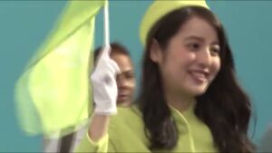のど飴 CMのシーン5（03:27）