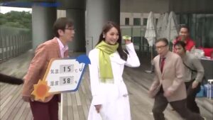 のど飴 CMのシーン4（01:34）
