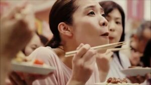 丸美屋 CMのシーン3（00:03）