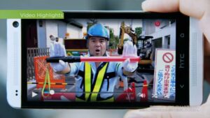 HTC CMのシーン3（00:07）