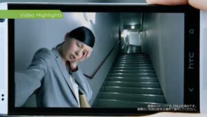 HTC CMのシーン6（00:16）