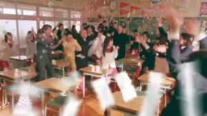 カップヌードル CMのシーン8（00:25）