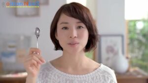 アミノコラーゲン CMのシーン6（00:33）