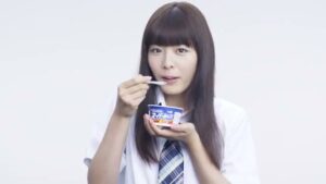 エッセル スーパーカップ CMのシーン8（00:23）