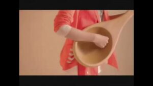 明治 CMのシーン8（02:08）