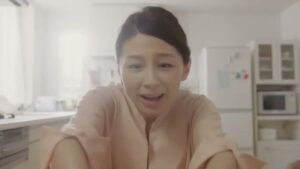 明治 CMのシーン2（00:04）