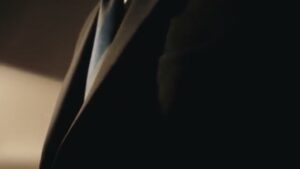 洋服の青山・スーツスクエア CMのシーン7（00:19）