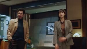Google Play CMのシーン2（00:04）