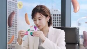 亀田製菓 CMのシーン2（00:03）