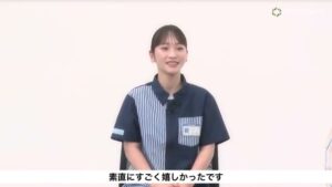 ローソン CMのシーン7（08:37）