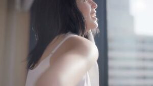 ReD（レッド） CMのシーン2（00:03）