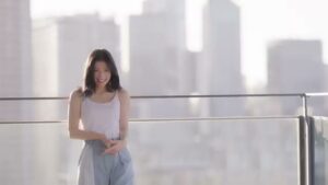 ReD（レッド） CMのシーン6（00:16）