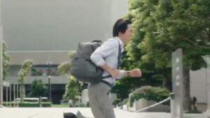 スマートパンツ CMのシーン1（00:00）